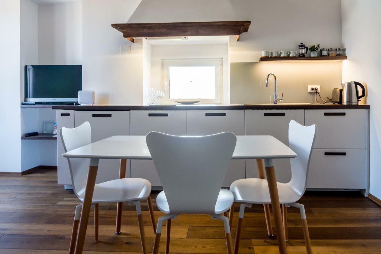 Apartment Festina Lente Rovinj Exteriör bild